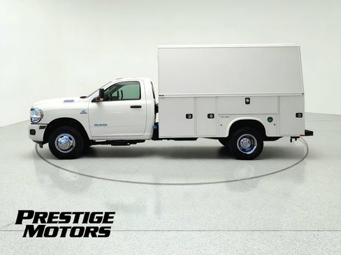 Used 2021 RAM 3500 2WD Regular Cab DRW image 5
