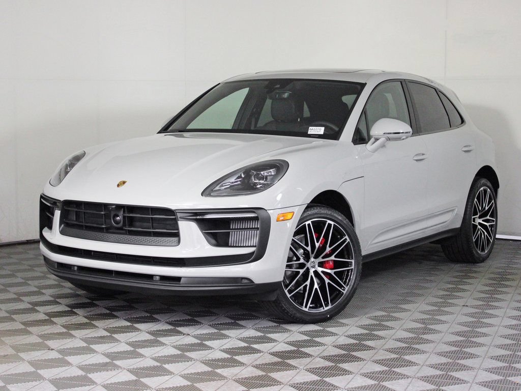 Certified 2026 Porsche Macan S AWD/4WD image 1