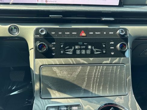 New 2026 Genesis GV80 3.5T Prestige AWD/4WD image 25