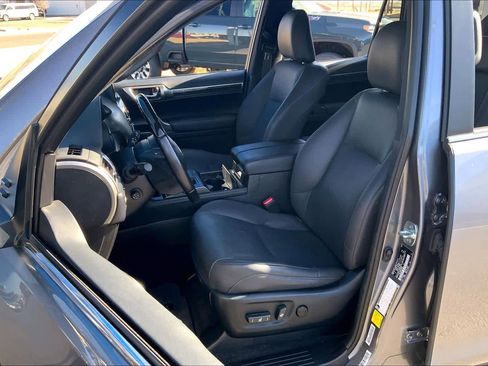 Used 2023 Lexus GX 460 Premium w/ Premium Plus Package image 8
