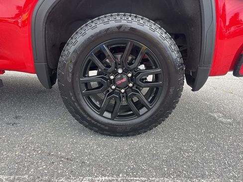 Used 2025 GMC Sierra 1500 Elevation w/ LPO, Elevation Black Package image 33