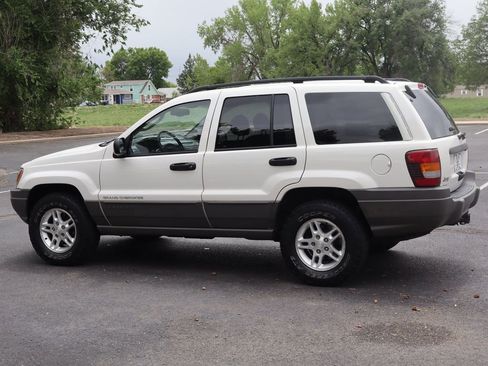 Used 2002 Jeep Grand Cherokee Laredo AWD/4WD image 8