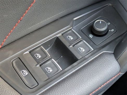 Used 2024 Volkswagen Tiguan Wolfsburg Edition image 23