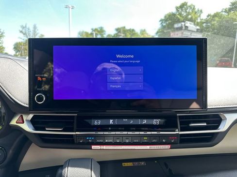 New 2026 Toyota Sienna Platinum AWD/4WD image 33