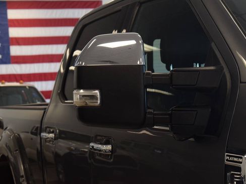 Used 2021 Ford F250 Platinum AWD/4WD image 7