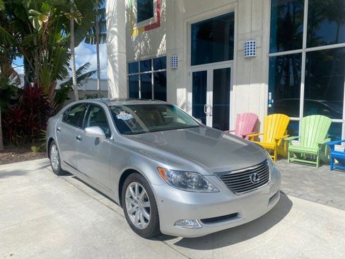 Used 2008 Lexus LS 460 image 2