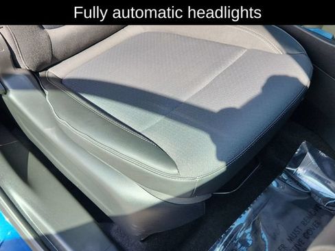 Used 2022 Buick Encore GX Preferred w/ Cold Weather Comfort Package FWD image 25