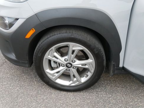 Used 2023 Hyundai Kona SEL image 15