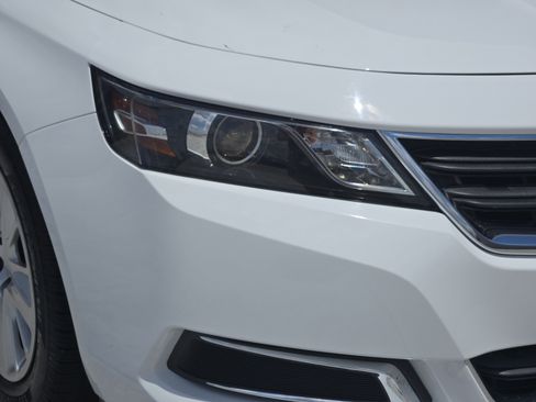 Used 2019 Chevrolet Impala LS FWD image 9