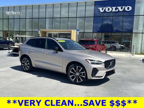 Used 2023 Volvo XC60 B5 Plus image 1