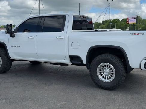 Used 2020 Chevrolet Silverado 2500 High Country AWD/4WD image 4