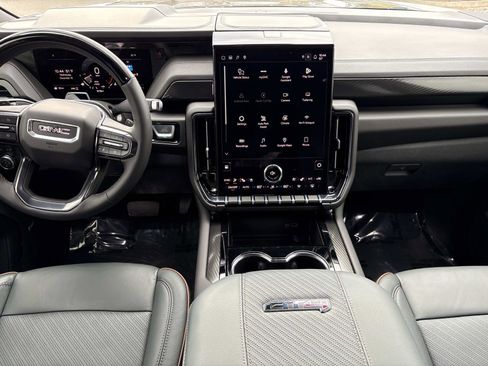 Used 2026 GMC Yukon AT4 w/ AT4 Premium Plus Package image 29