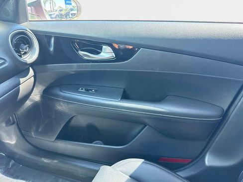 Used 2021 Kia Forte EX FWD image 21
