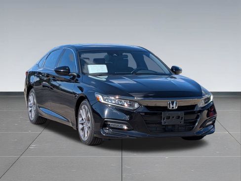 Used 2018 Honda Accord Sport image 7