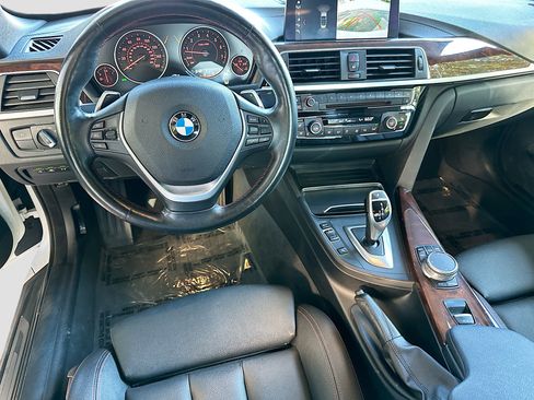 Used 2019 BMW 430i xDrive Convertible w/ Convenience Package image 23