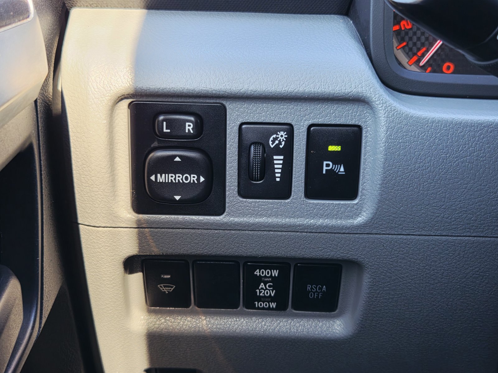 Used 2013 Toyota 4Runner SR5 w/ Convenience Pkg RWD image 24