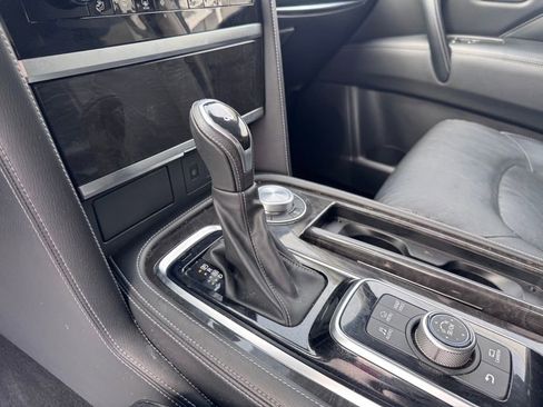 Used 2024 INFINITI QX80 Luxe image 16