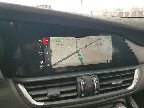 Used 2023 Alfa Romeo Giulia Ti image 21