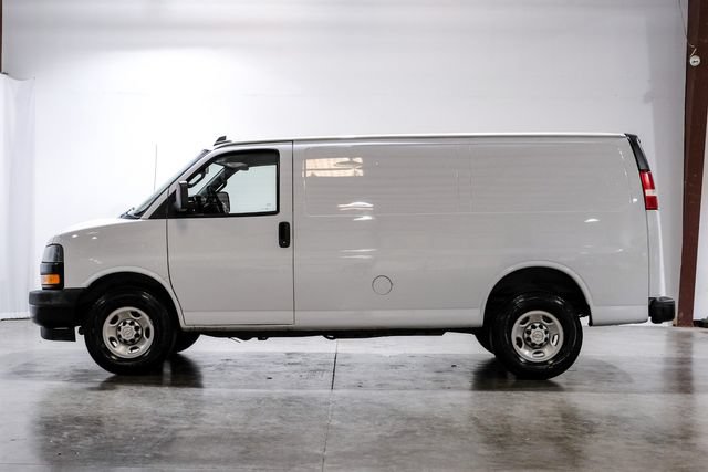 Used 2020 Chevrolet Express 2500 RWD image 13