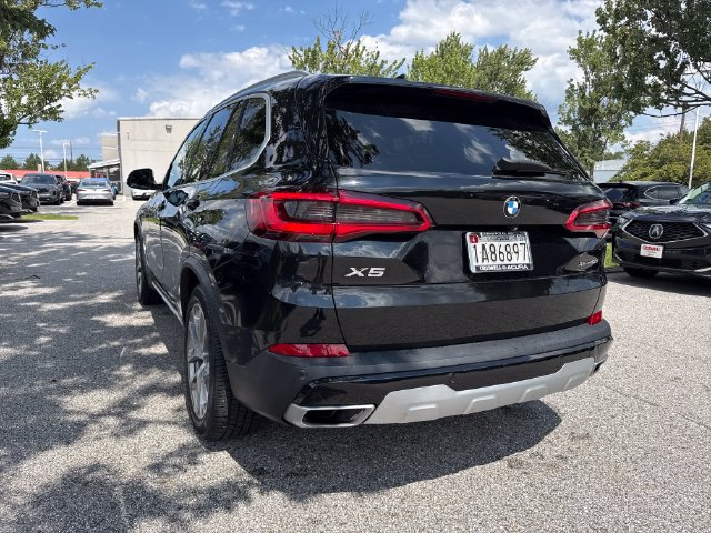 Used 2019 BMW X5 xDrive40i w/ Premium Package 2 AWD/4WD image 4