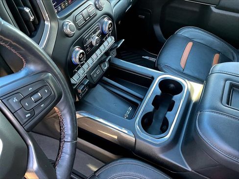 Used 2020 GMC Sierra 3500 AT4 w/ AT4 Premium Package AWD/4WD image 21