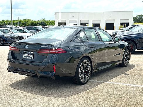 New 2027 BMW i5 eDrive40 w/ M Sport Package RWD image 8