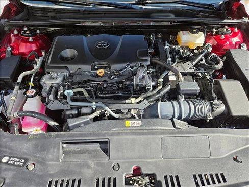 Used 2021 Toyota Avalon Limited image 24