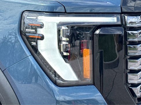 New 2026 GMC Sierra 2500 Denali Ultimate image 19