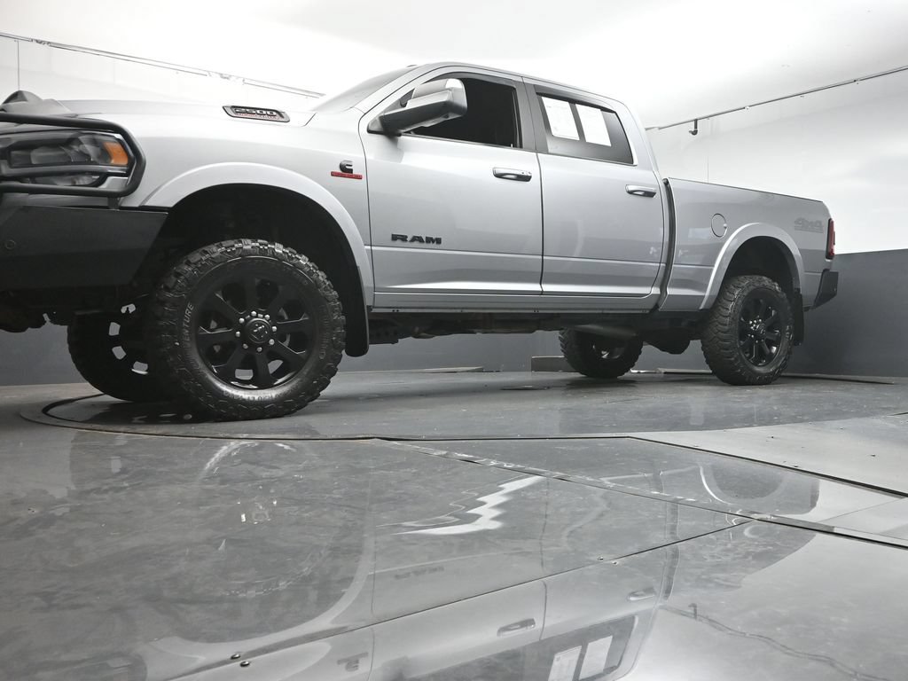 Used 2022 RAM 2500 Laramie AWD/4WD image 32