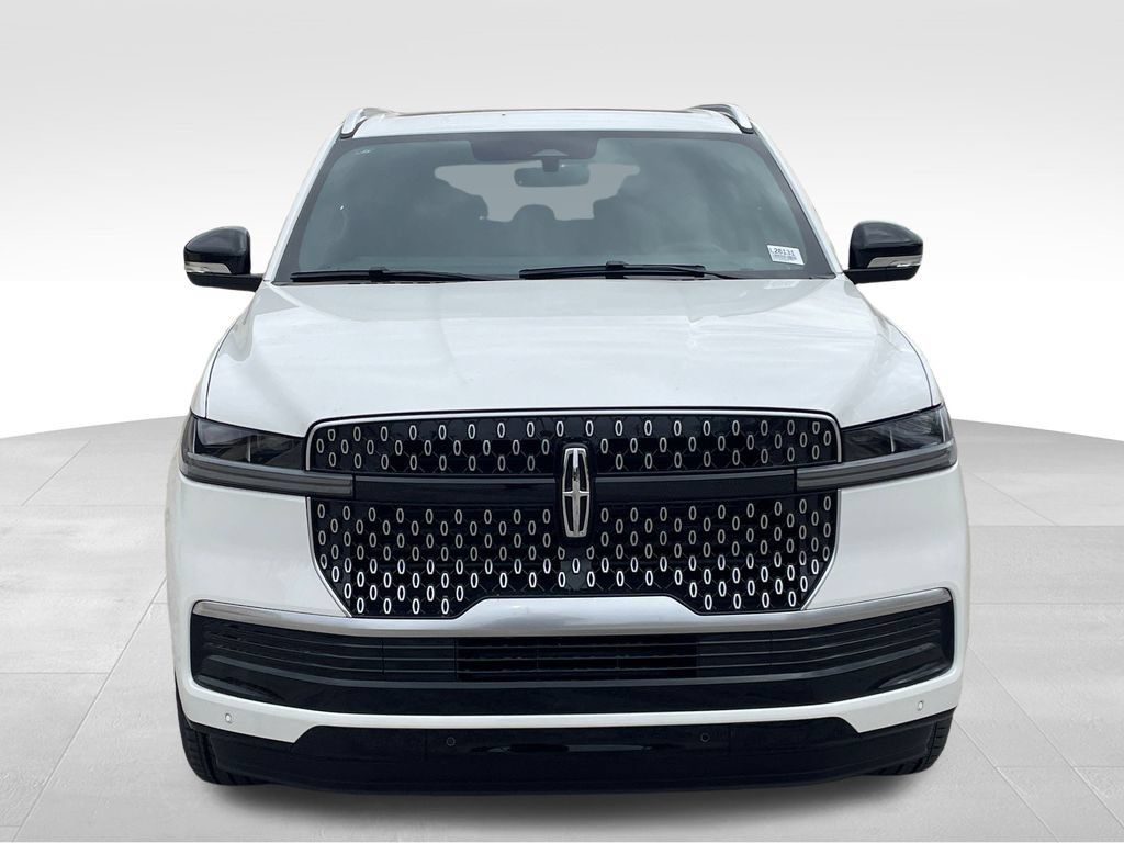 New 2026 Lincoln Navigator Reserve AWD/4WD image 8