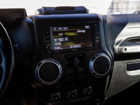 Used 2013 Jeep Wrangler Sahara w/ Mopar Chrome Edition Group image 17