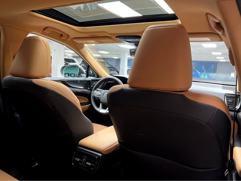 Certified 2025 Lexus NX 350 AWD w/ Premium Package image 22