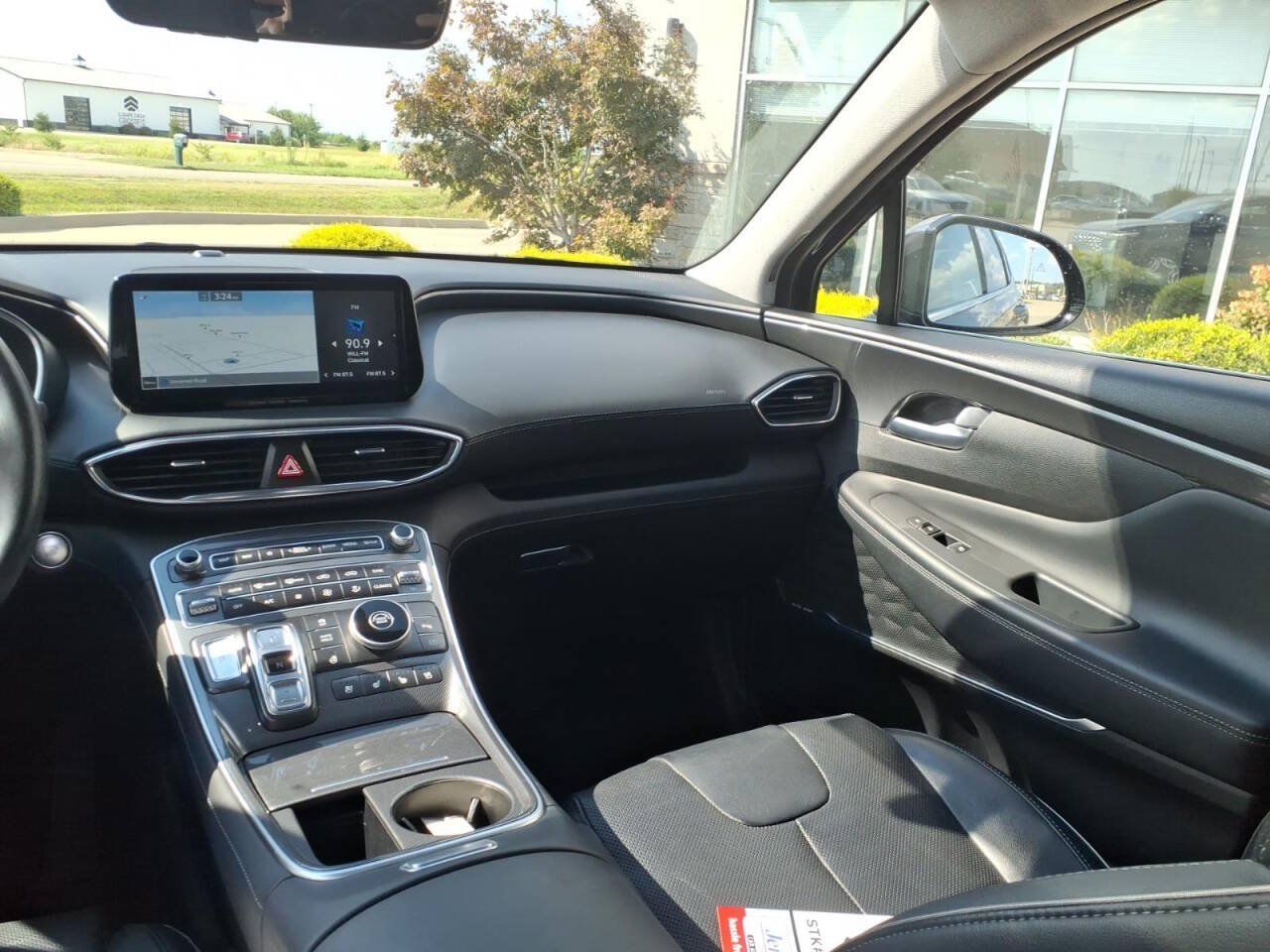 Used 2022 Hyundai Santa Fe Limited FWD image 12