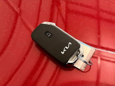 Used 2024 Kia Forte GT-Line image 9