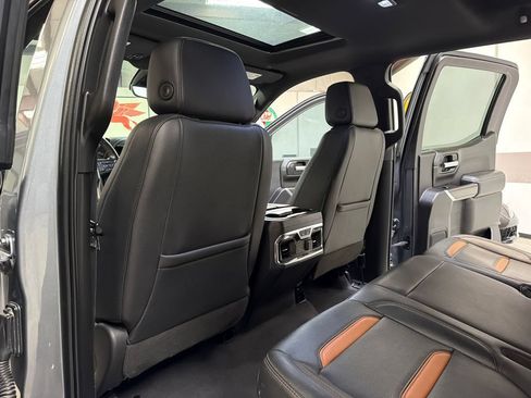 Used 2020 GMC Sierra 1500 AT4 w/ AT4 Premium Package AWD/4WD image 33