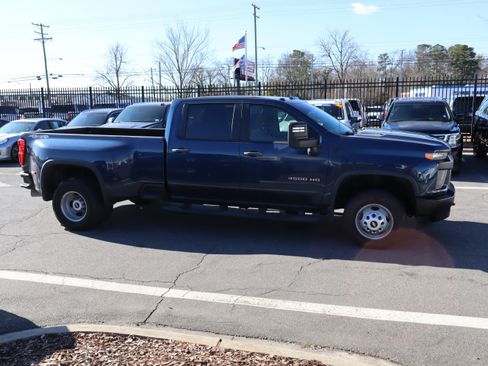Used 2020 Chevrolet Silverado 3500 W/T w/ WT Convenience Package image 11