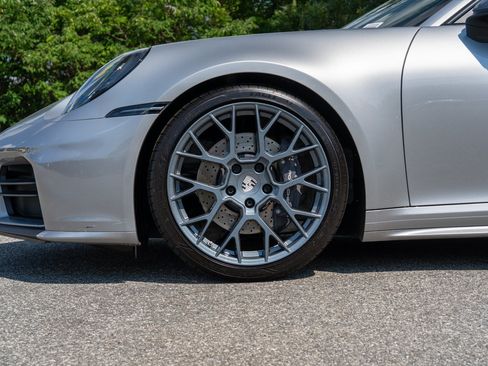 Certified 2026 Porsche 911 Carrera T RWD image 11