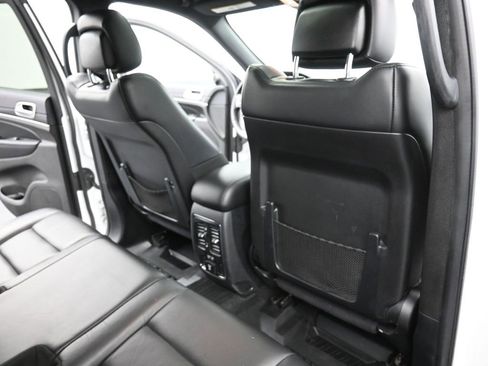 Used 2020 Jeep Grand Cherokee Limited image 12