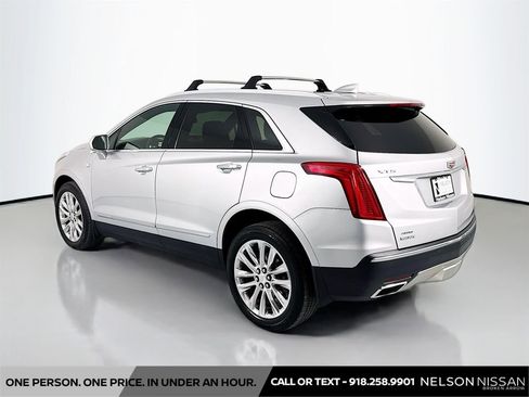 Used 2017 Cadillac XT5 Platinum AWD/4WD image 7