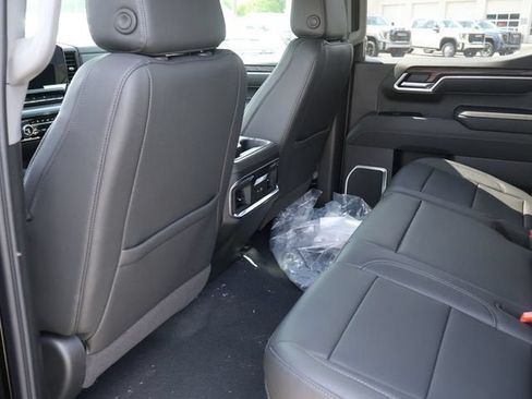 New 2026 GMC Sierra 1500 SLT w/ SLT Premium Package AWD/4WD image 14