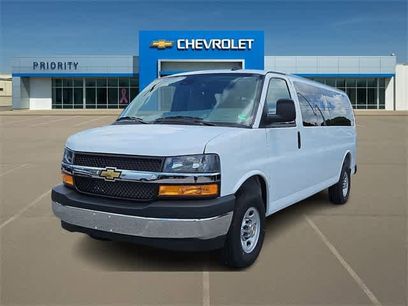 New 2025 Chevrolet Express 3500 LT w/ LT Preferred Equipment Group
