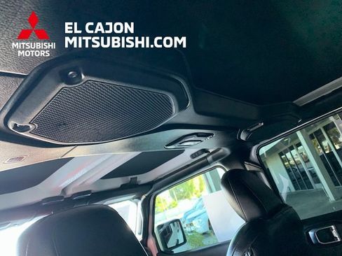 Used 2022 Jeep Wrangler Unlimited Sahara w/ Cold Weather Group image 27