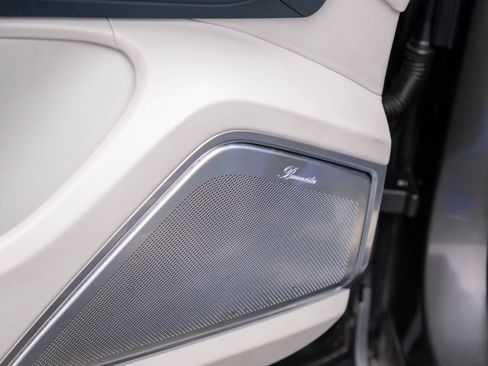 Used 2021 Porsche Cayenne GTS image 15