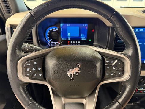 Used 2022 Ford Bronco Wildtrak AWD/4WD image 16
