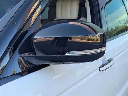 Used 2020 Land Rover Range Rover Sport HST AWD/4WD image 7