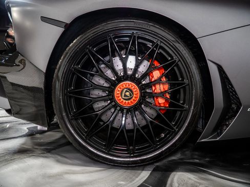 Used 2014 Lamborghini Aventador LP 700-4 image 22