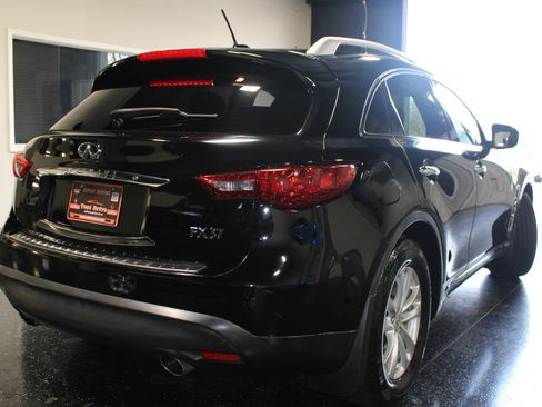 Used 2013 INFINITI FX37 2WD w/ Premium Pkg image 2