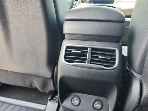 Certified 2022 Hyundai Santa Fe SEL w/ Convenience + Premium Package FWD image 19