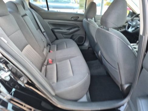 Used 2025 Nissan Altima 2.5 SV FWD image 28