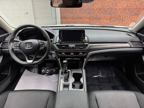 Used 2020 Honda Accord LX image 10